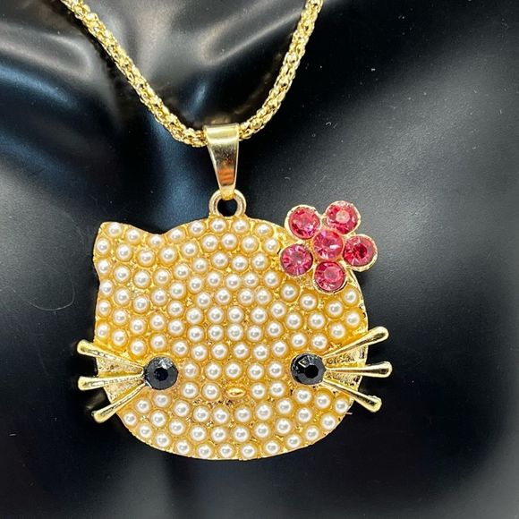 Betsey Johnson Jewelry - 💔SOLD💔 NECKLACE! Betsey Johnson Hello Kitty Pearl Pendant BNWT